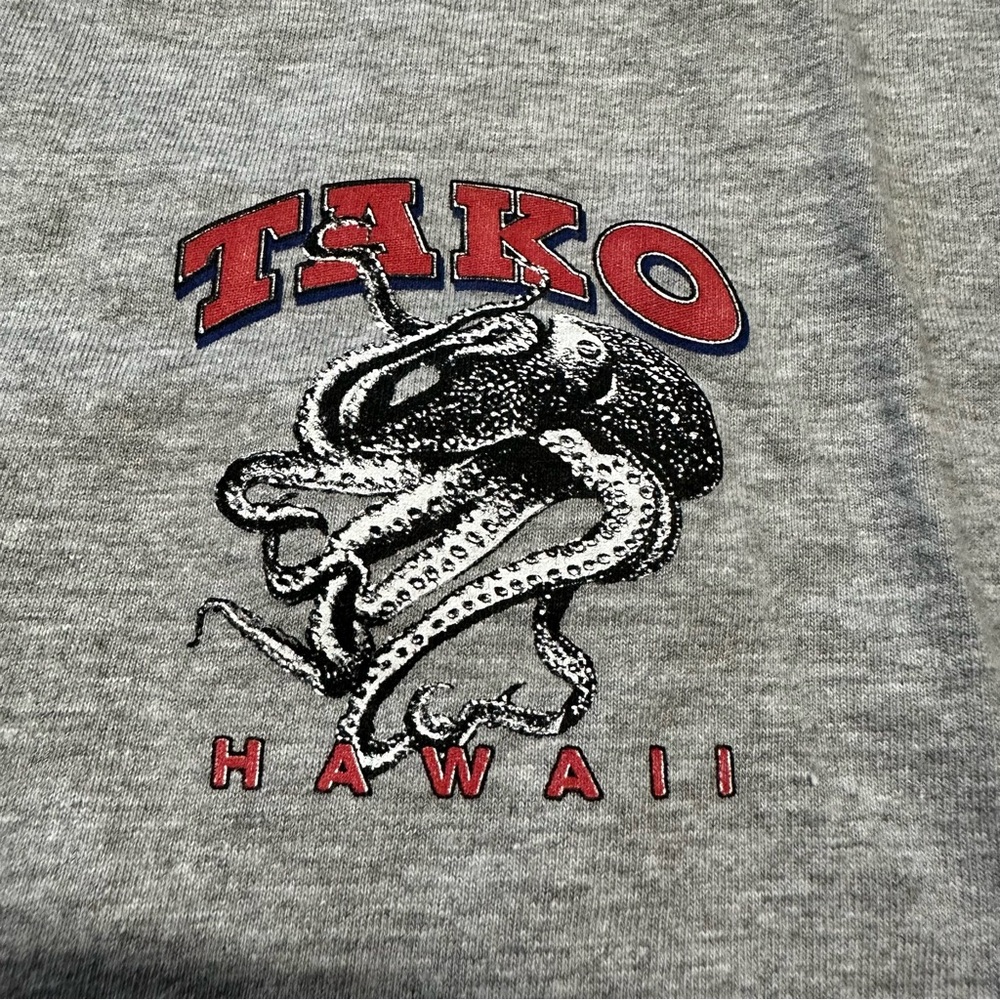 XXL Long Sleeve Tako Tee Shirt - Picture 2 of 4